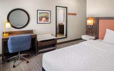Fairmont MN Hampton Inn Guest Room 1 Copy