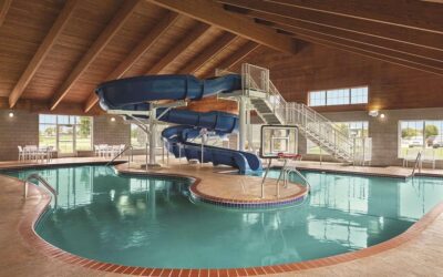 Willmar MN CIS indoor poolcourtyard